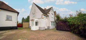 3 bedroom semi-detached house to rent