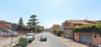 Monolocale finocchio con balcone