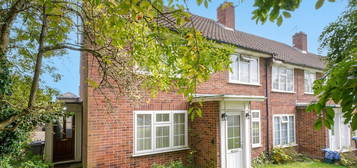 Maisonette for sale in Elms Lane, Wembley HA0