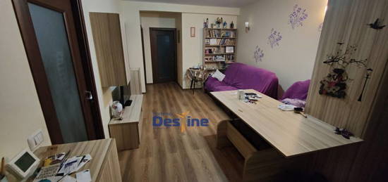 Apartament 3 camere 68 mp ETAJ 1 + 2 LOCURI de parcare- VALE