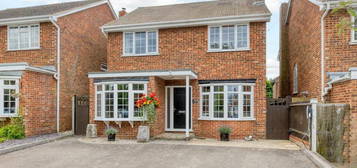 4 bedroom detached house