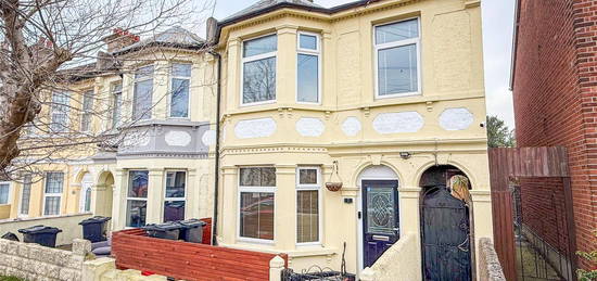 4 bed end terrace house for sale