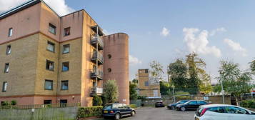 Flat for sale in Stephenson House, 158, High Road N15