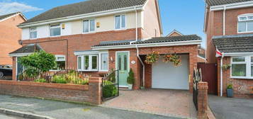 3 bedroom semi-detached house for sale