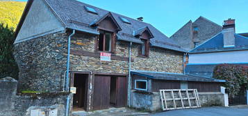 Maison de village avec jardin