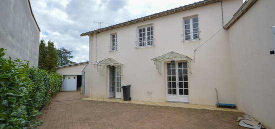 Maison 2 étages  à vendre, 4 pièces, 3 chambres, 111 m²