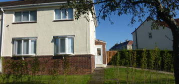 3 bedroom semi-detached house