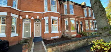 4 bedroom terraced house for sale