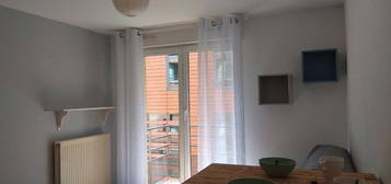 Studio 20m2 meublé - parking + terrasse / Minimes métro Canal du Midi