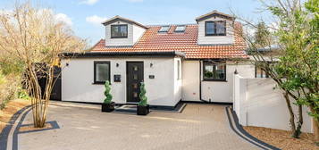 4 bed detached house for sale