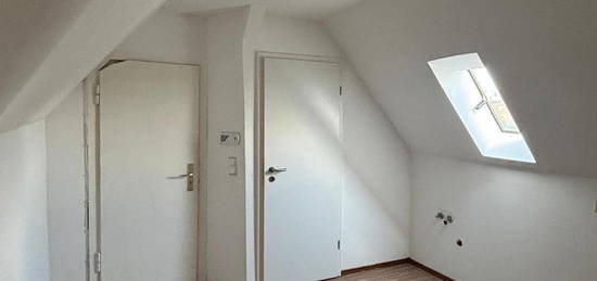 2,5 Zimmer zu vermieten,Wohnung sehr Zentral