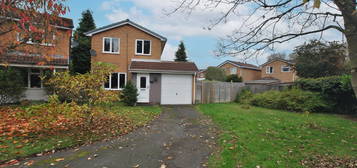 3 bed detached house for sale