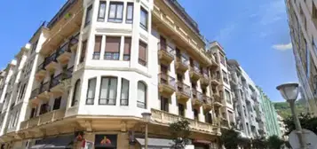 Apartamento en calle de San Francisco, 31