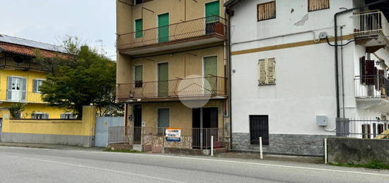 CASA SEMINDIPENDENTE A IVREA