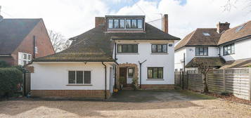 Detached house to rent in Oxford Road, Gerrards Cross, Buckinghamshire SL9