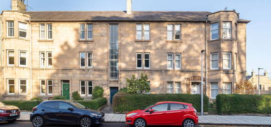 3 bed flat for sale