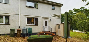 2 bed semi-detached house to rent