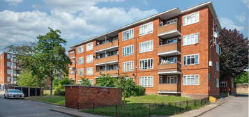 2 bed flat to rent