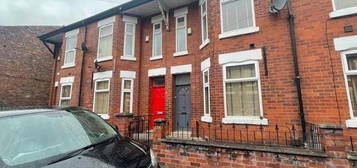 Property to rent in Standish Road (8), Fallowfield, Manchester M14