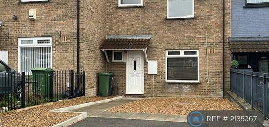 3 bedroom terraced house