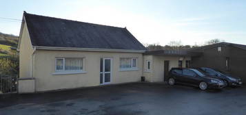 2 bed flat to rent