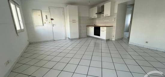 Location appartement 3 pièces 50 m²