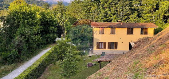 Villa o villino - Barga