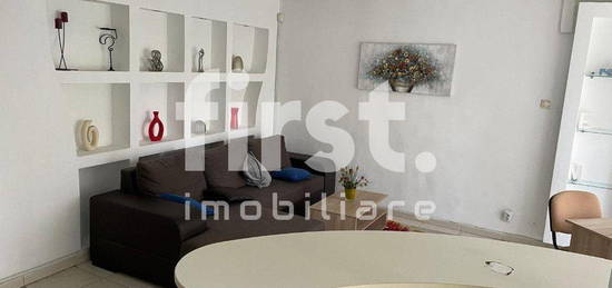 Apartament de 2 camere, modern, 54 mp, zona UMF