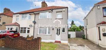 Semi-detached house to rent in Sutcliffe Road, Welling DA16