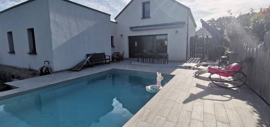 Maison de 200 m² avec Piscine Chauffée