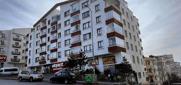 ÖVEÇLER KABİL - 4. CADDE 4+1 ARA KAT NET 170 M2 SUPERLUX KİRALIK