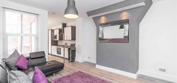 Flat to rent in Bolingbroke Street, Heaton, Newcastle Upon Tyne NE6