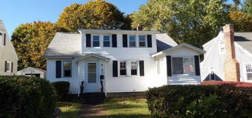 80 Dodge Ave, Pittsfield, MA 01201