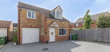 Detached house to rent in Griffin Road, New Ollerton, Newark NG22