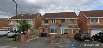 3 bedroom semi-detached house