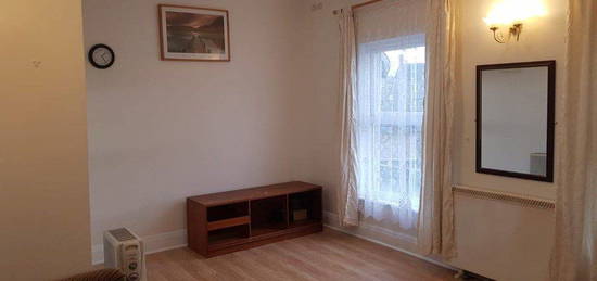 Flat to rent in A Wallwood Rd, London E11