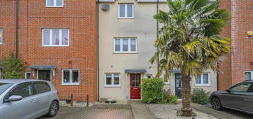 4 bedroom terraced house for sale