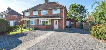 3 bed semi-detached house for sale