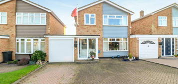 3 bedroom link detached house for sale