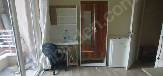 YENİŞEHİRDE B KAPISINA YAKIN 1+1 EŞYALI DAİRE