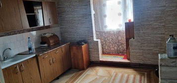 cv 256 Zona Granicerilor! apartament 2 camere decomandat ,etaj I