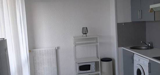 Appartement à louer 40 m2 Cergy Préfecture