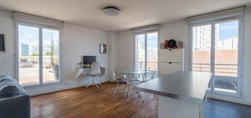 Appartement 2 pièces de 53 m2 en vente à Bordeaux - Idéal pour primo accédant ou investisseurs