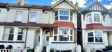 4 bed end terrace house for sale