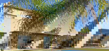 Casa  En Alquiler En San Sebastian, Escobar, G.b.a. Zona Norte