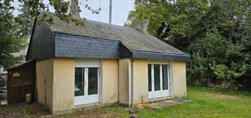 Maison à rénover dans le bourg d'Epiré