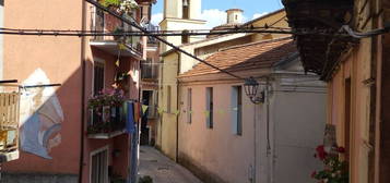 Casa indipendente in Via Roma