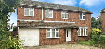 5 bed detached house to rent