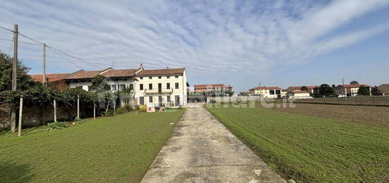 Cascina Strada Provinciale 60, Borgo San Martino