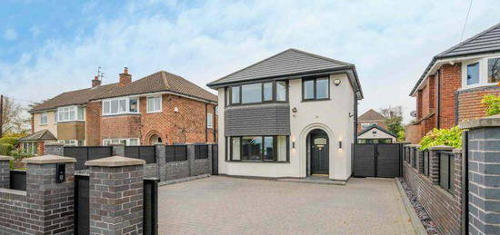 3 bedroom detached house